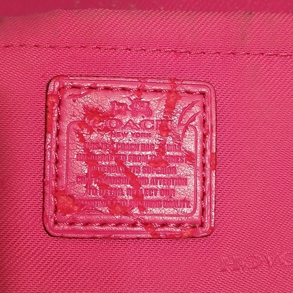 Coach Kitt Messenger Bag - Pink Pebbled Leather - Picture 7 of 15